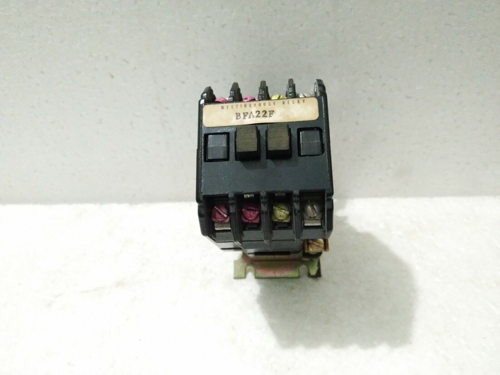 WESTINGHOUSE BFA22F 765A185G03 CONTROL RELAY 300VAC 10AMPS 2NO 2NC