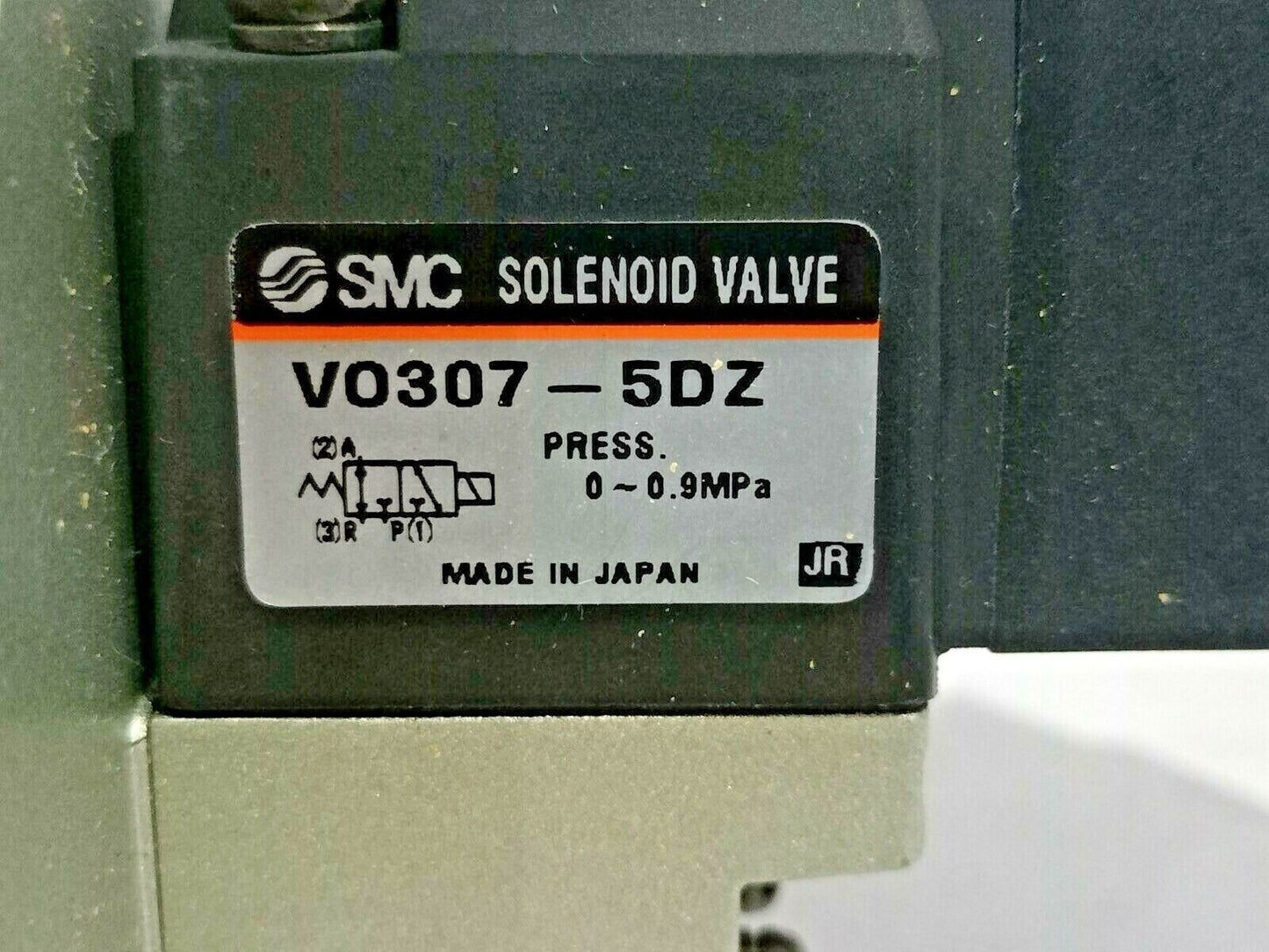 SMC VG342-5DZ-04NA Solenoid Valve DC24V VO307-5DZ Press 0-0.9MPa