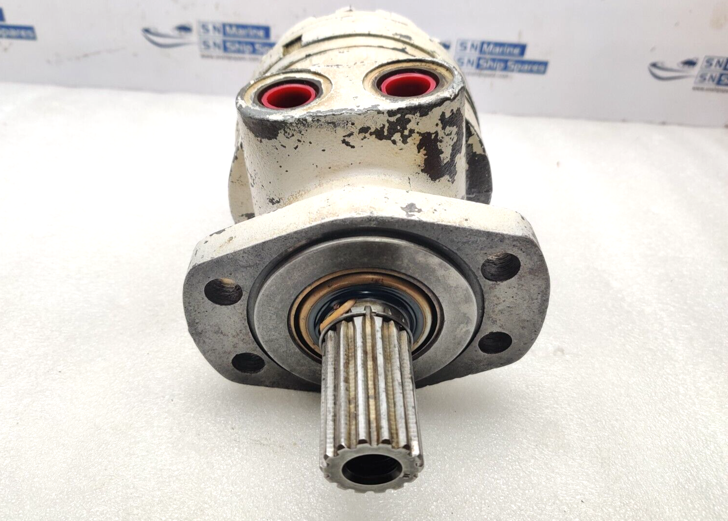 White Hydraulic Roller Stator Hydraulic Motor 4357133 4474546