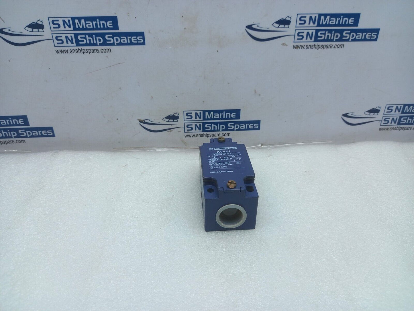 Telemecanique XCK-J Limit Switch Ui: 500V Uimp: 6kV