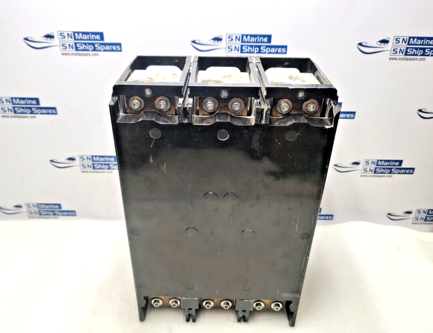 Square D LCL36300 Circuit Breaker 600V 300A 50/60Hz Schneider Electric