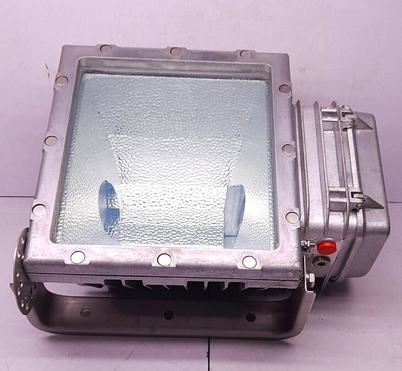 Chalmit EVOD/400/MS/C2 Evolution Flood Light BAS98ATEX2373 S N Marine