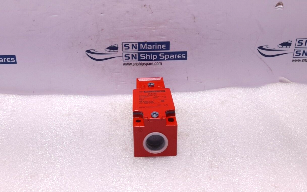 Telemecanique XCS A-703 Limit Switch XCS A703