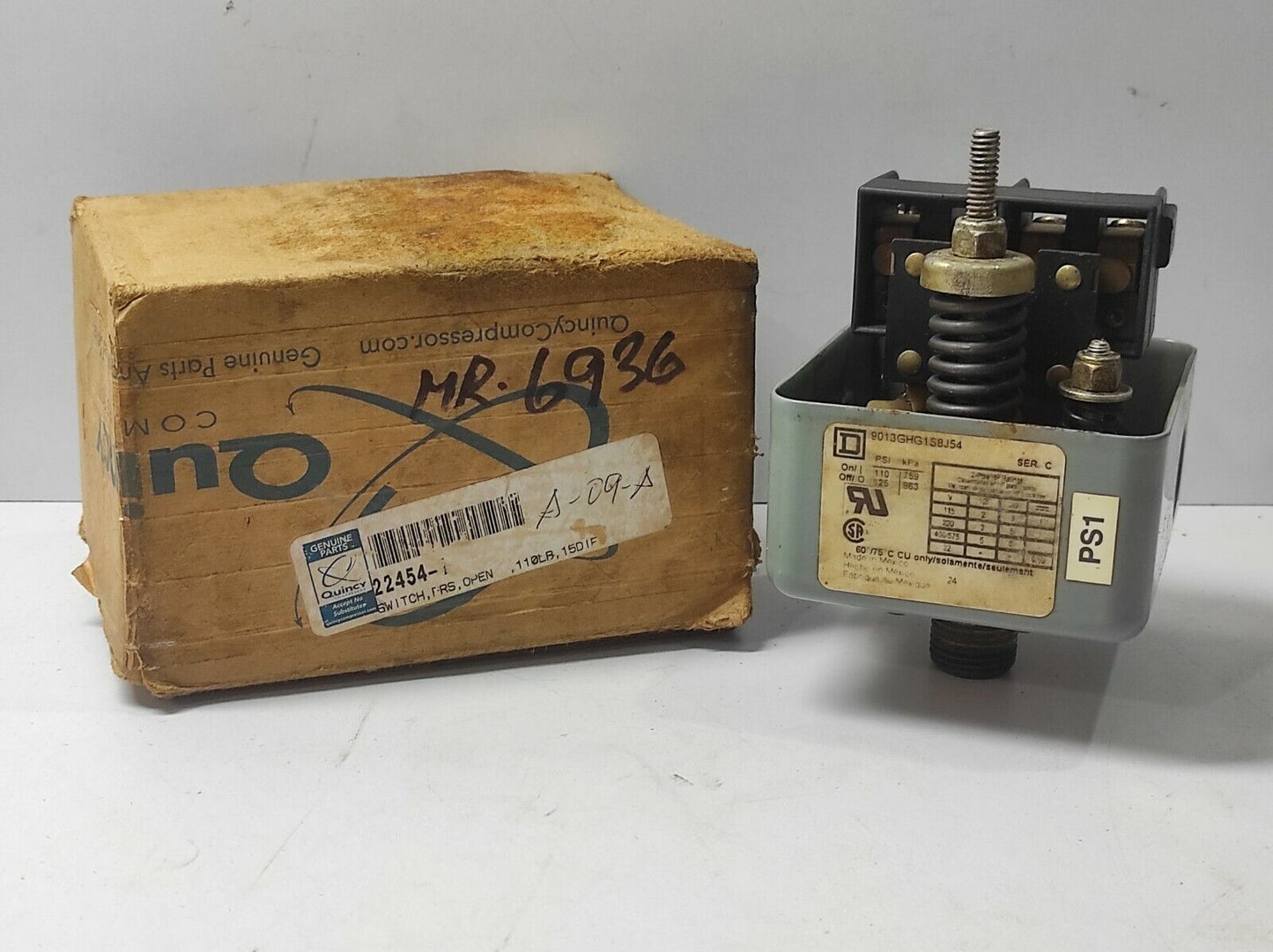 Square D 9013GHG1S8J54 Ser C Pressure Switch Quincy 22454-1 Pressure Switch