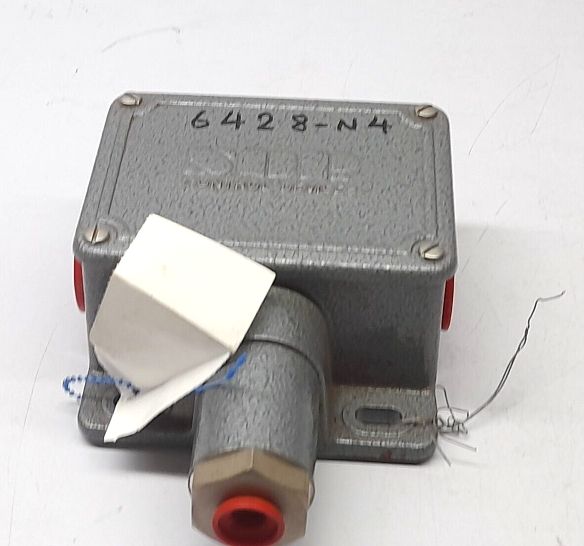 SOR 1N3-K45-N4-F1A Pressure Switch Adjustable Range 500-4000 PSI
