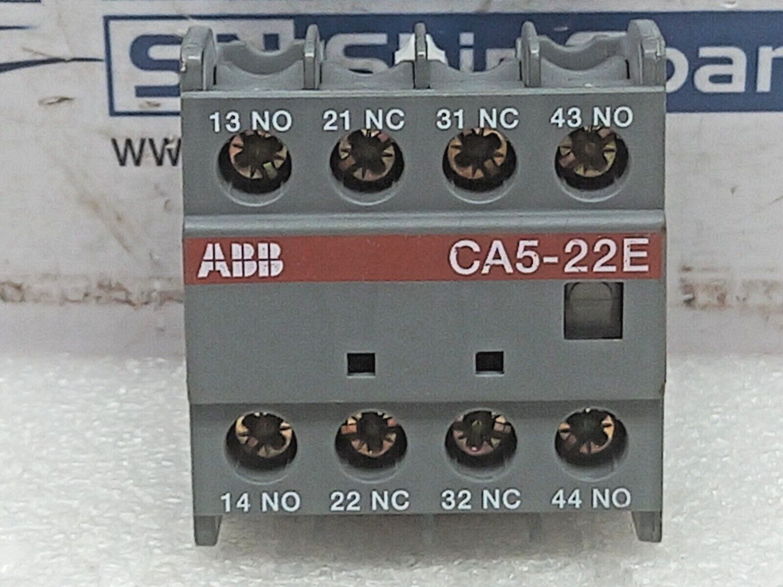 ABB CA5-22E Contact Auxiliaire A600 Q300 2PCs In Lot