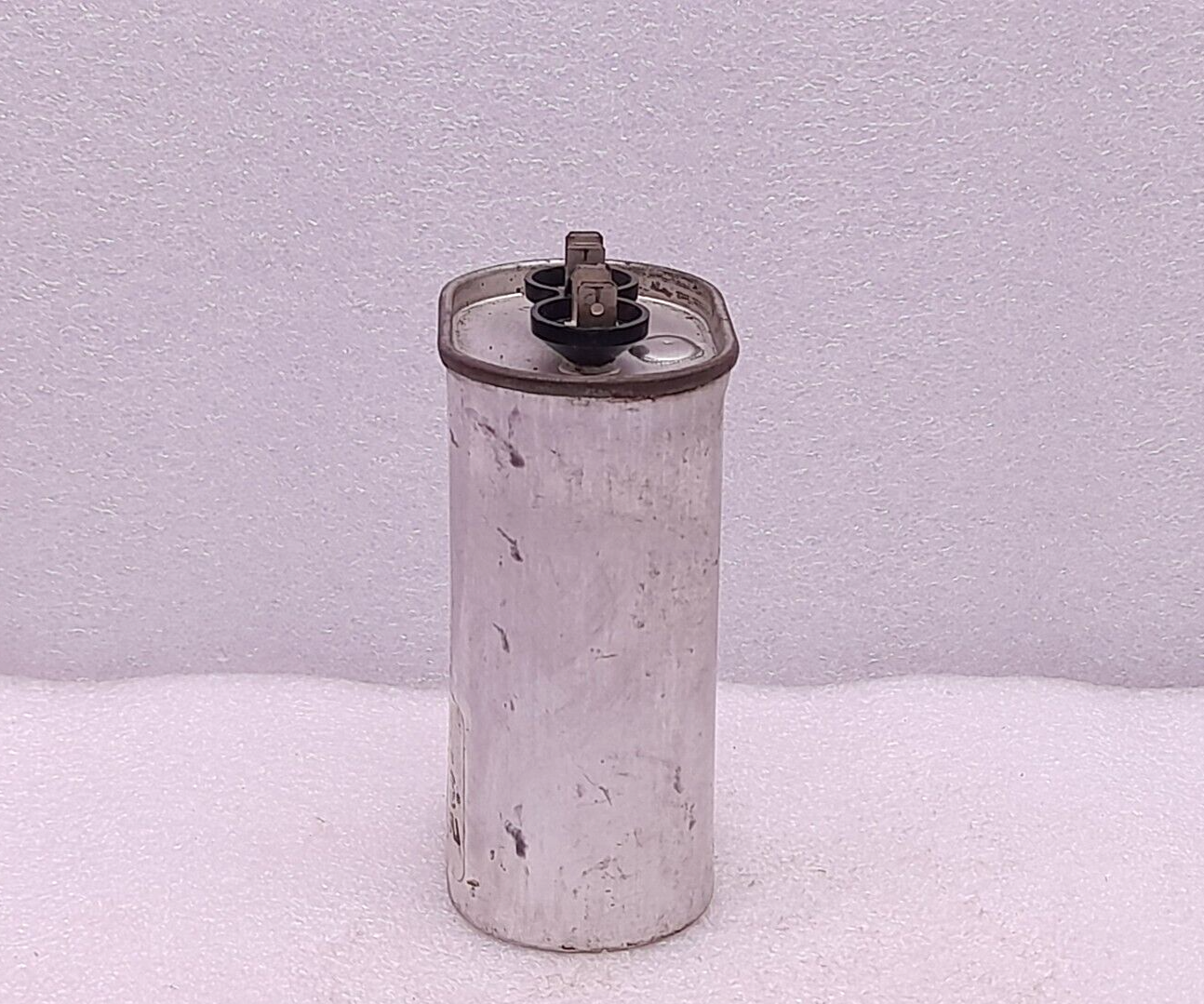 Aerovox 2779 MF Capacitor 24uF ±3% 480VAC 50/60Hz 100C Max