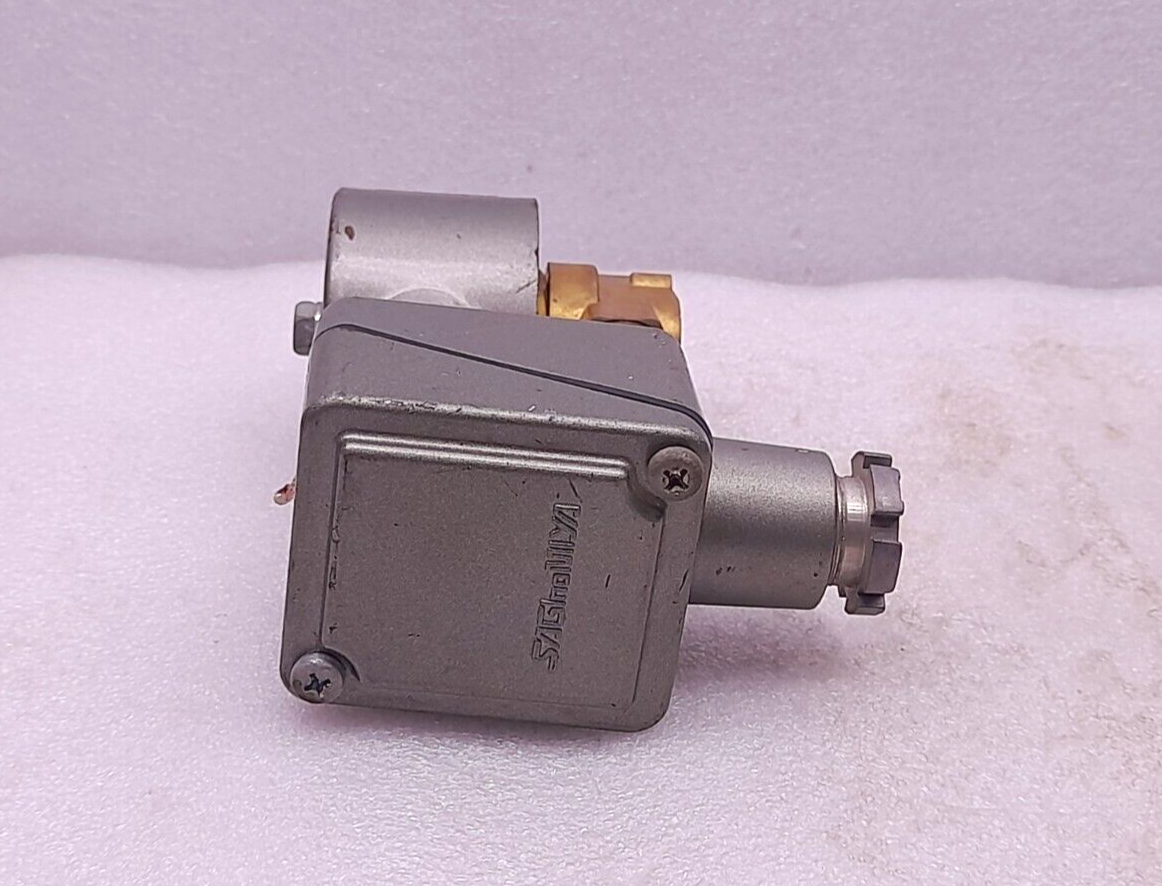 SaginoMiya GEV-H323G Solenoid Valve 110Vac 50/60Hz 121Vac 60Hz