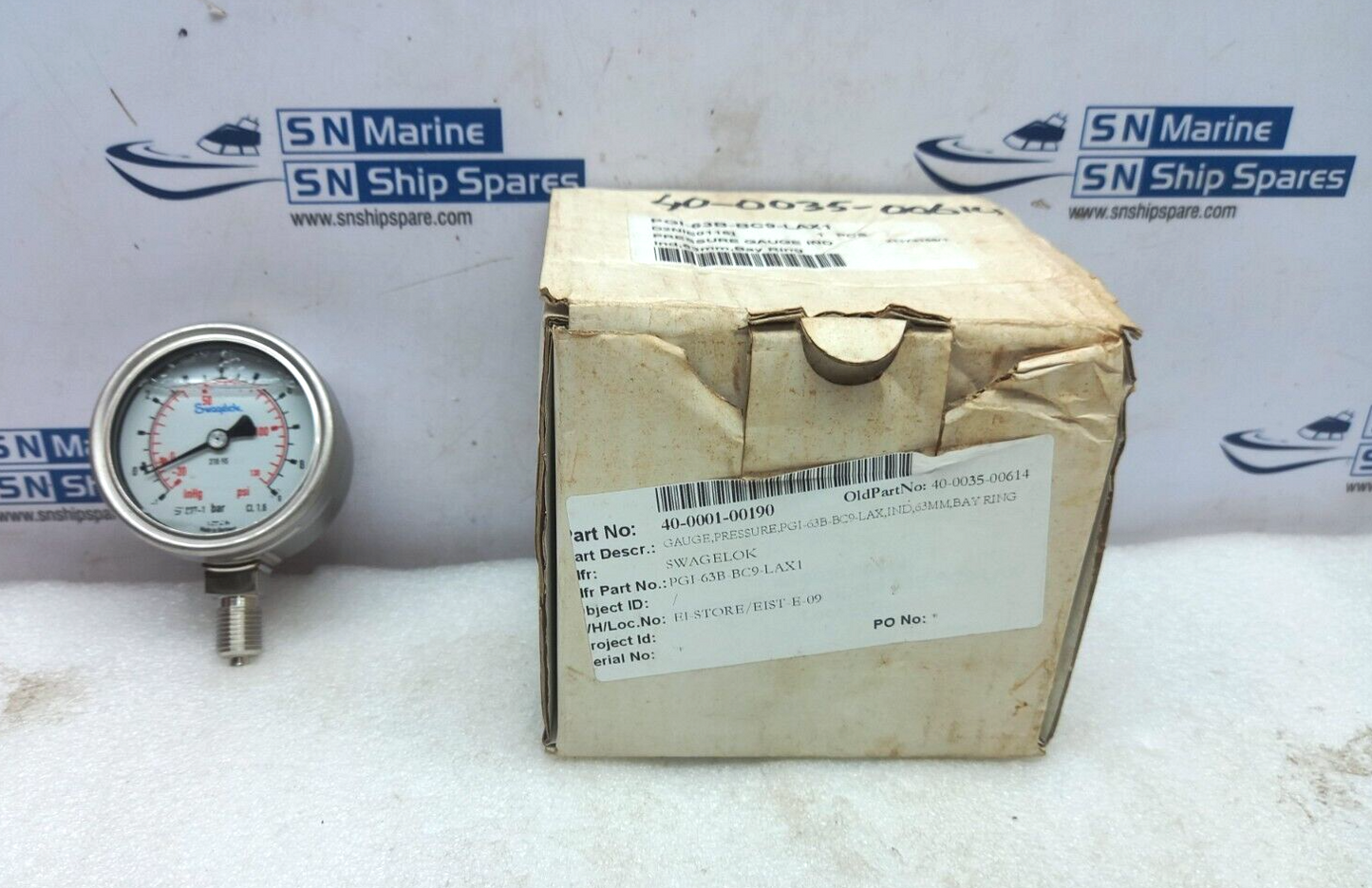 Swagelok PGI-63B-BC9-LAX1 Pressure Gauge IND 63mm, Bay Ring 0-9Bar