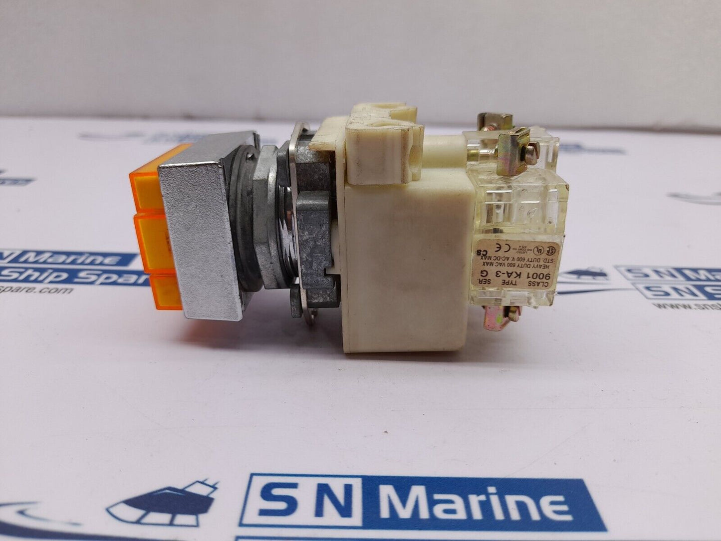 Square D 9001KM35 Pushbutton Pilot Light SER.H 24-28V AC-DC 9001KA-3G