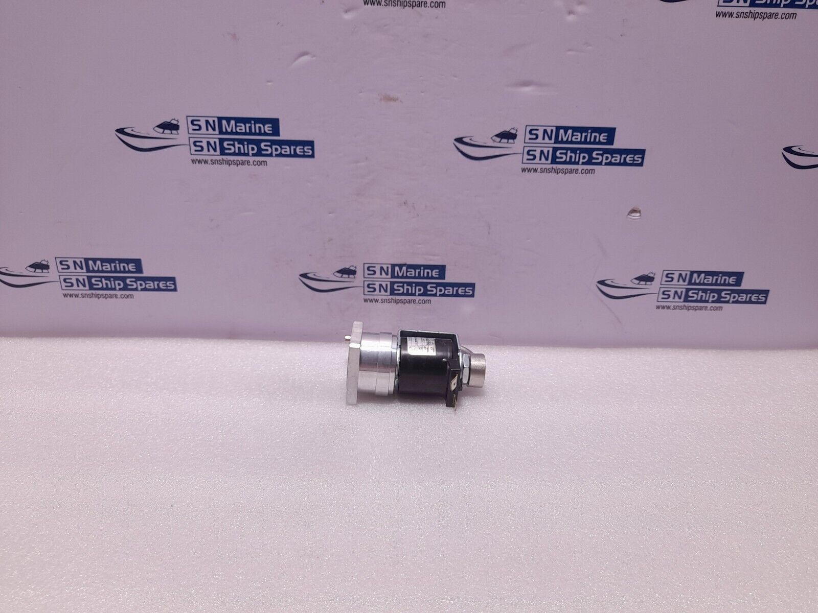 Versa ESM-3011-34-ARS-E2SP-Z-38-D024 Solenoid Valve 67-77V 50-60Hz 24VDC 9.5W