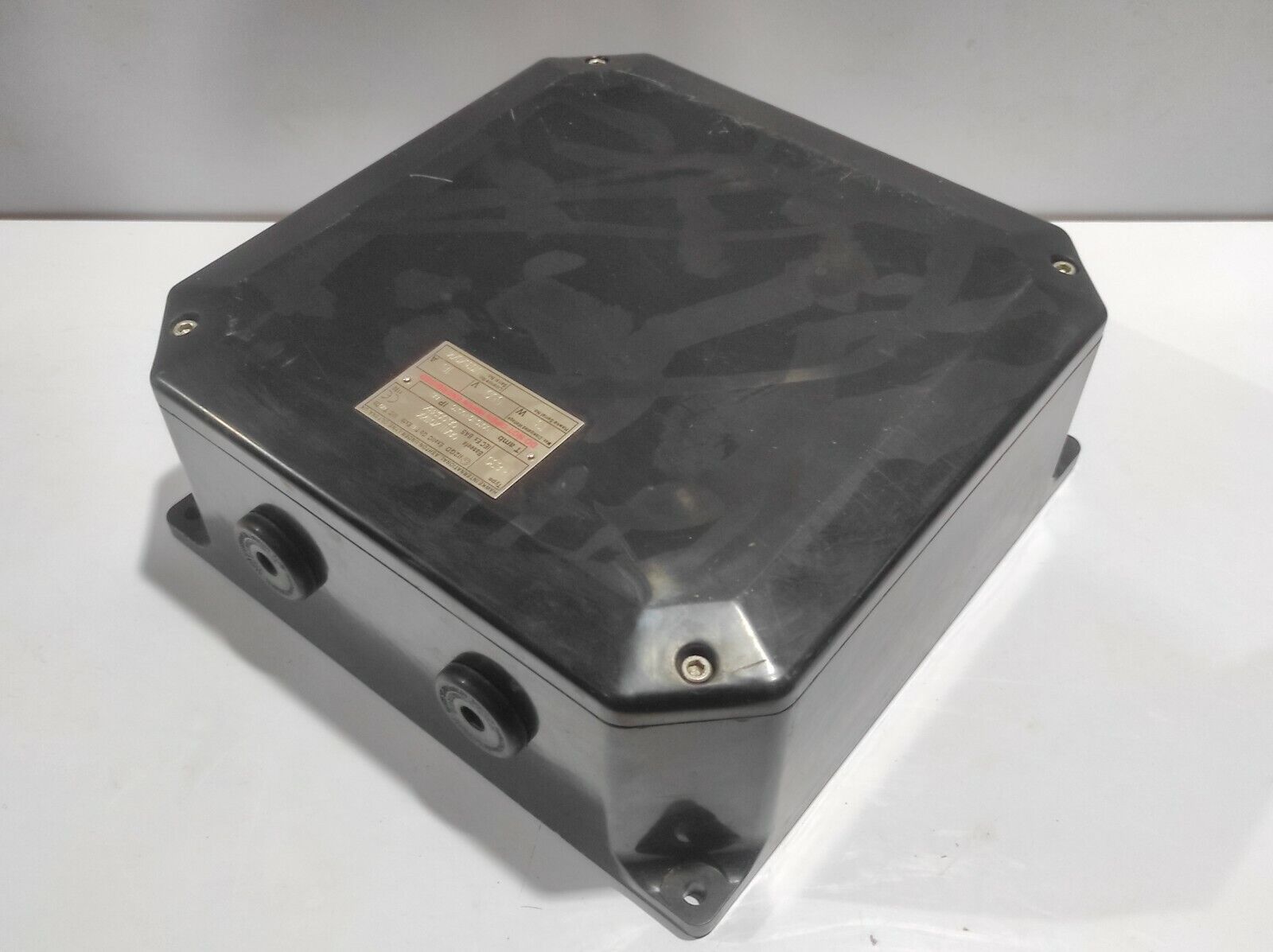 Hawke PL630 Enclosure 13W 550V 16A Junction Box Standard 