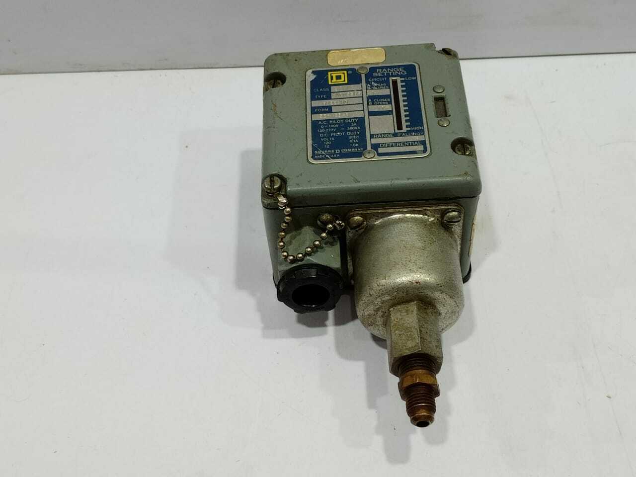 Square D 9012 ACW5S66 Pressure Switch 9322389 Series B
