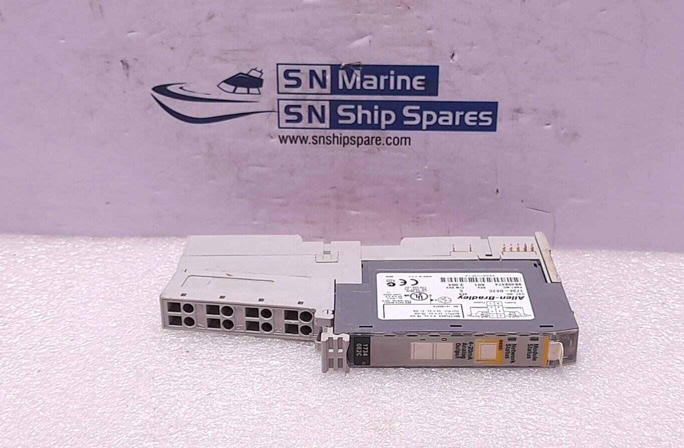 Allen Bradley 1734-OE2C Output Module 96409474 With A-B 1734-MB  & 1734-RTB