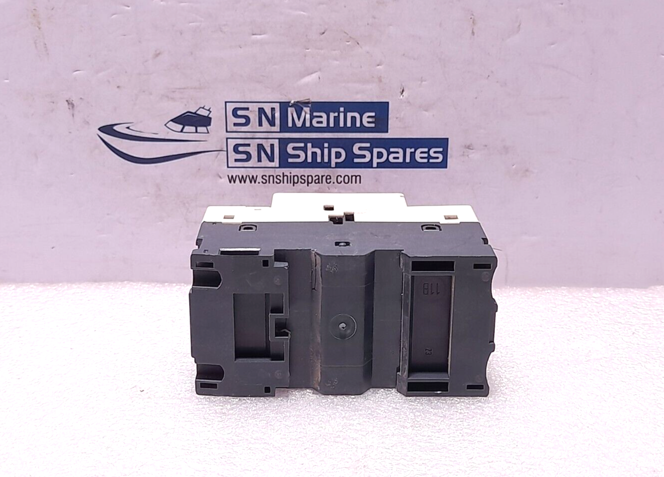 Telemecanique GV2-RT08 Motor Circuit Breaker 2.5-4A Uimp: 6kV 50/60Hz