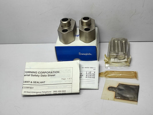 Swagelok SS-MKV-V3W8P Eccentric Flange Kit  / SSMKVV3W8P