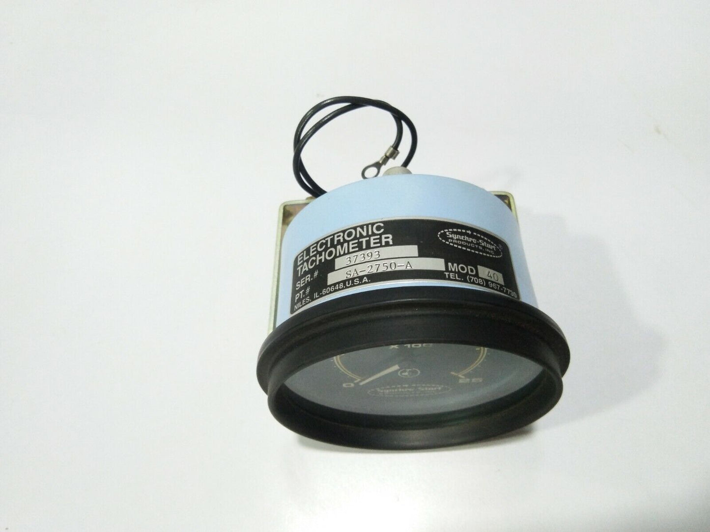 SYNCHRO-START SA-2750-A ELECTRONIC TACHOMETER MOD 40 0-25 *100 RPM 12-32V