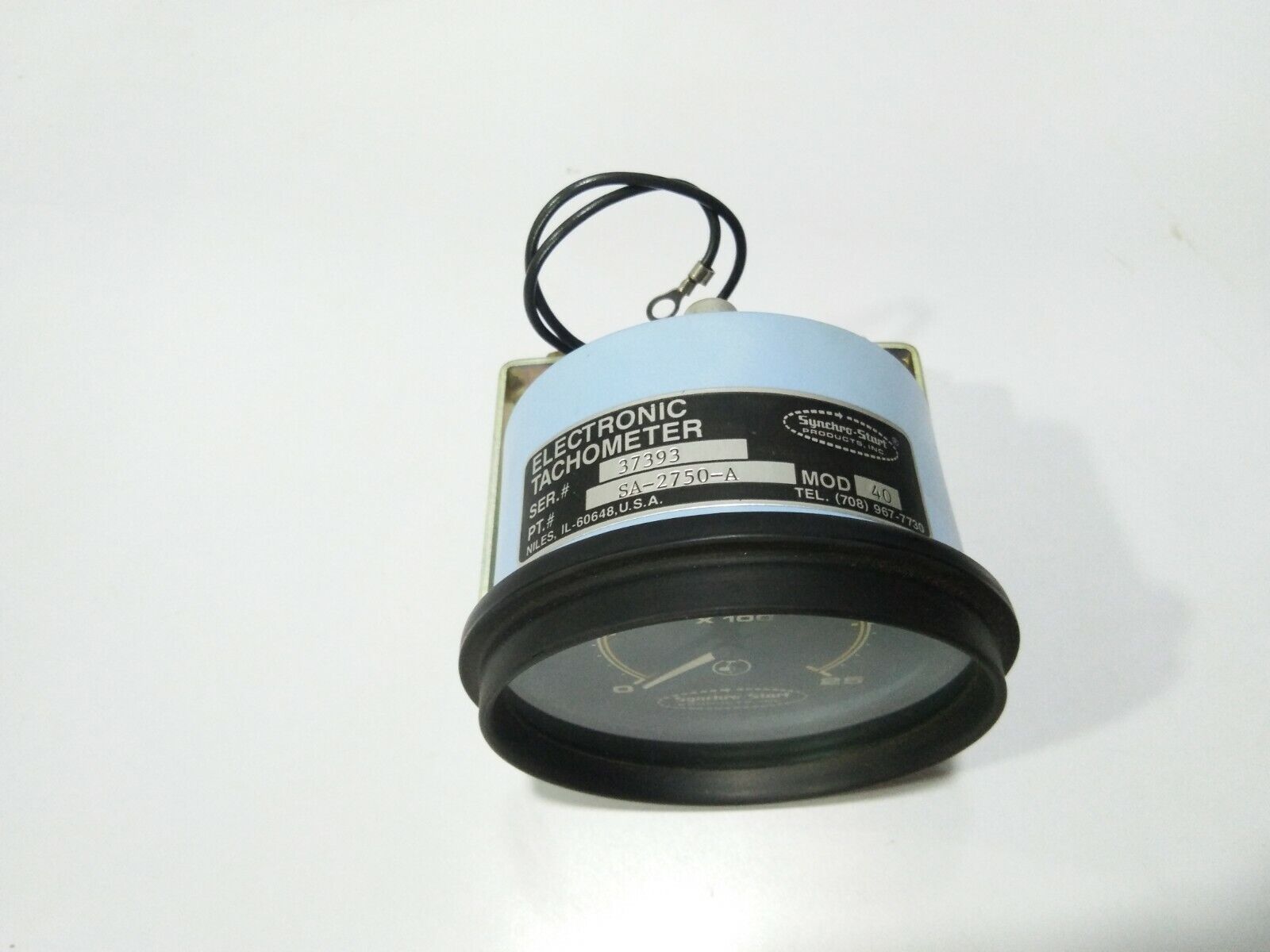 SYNCHRO-START SA-2750-A ELECTRONIC TACHOMETER MOD 40 0-25 *100 RPM 12-32V