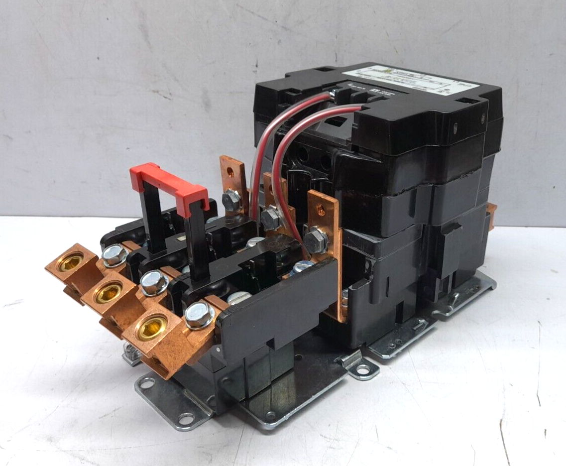 Square D 8536SFO1V02S Ser A AC Magnetic NEMA Size 4 Starter 3 Pole 110/120V50/60