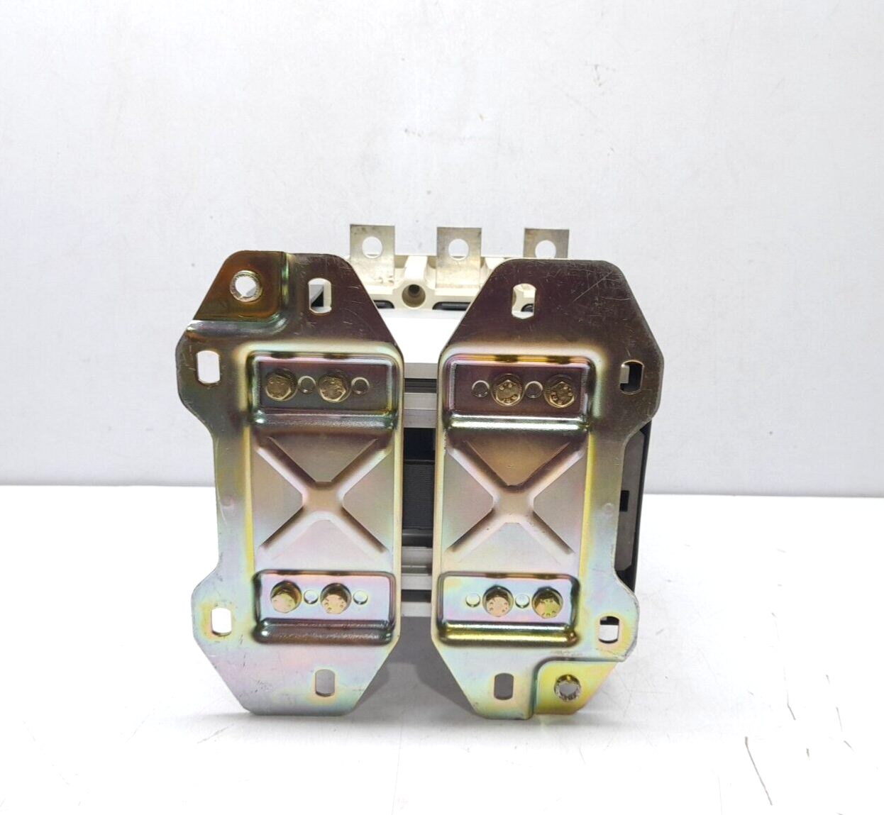 Telemecanique LC1F400 3 Pole Contactor LC1 F400 Without Coil