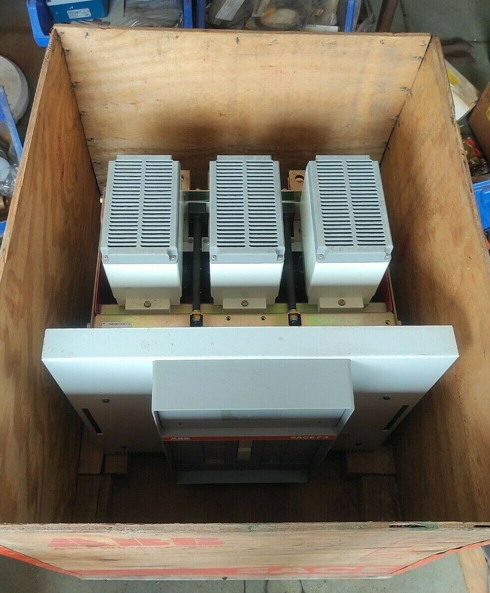 ABB Sace Megamax F4S Circuit Breaker 3200A Sace F4 In 3200A Ue 690V