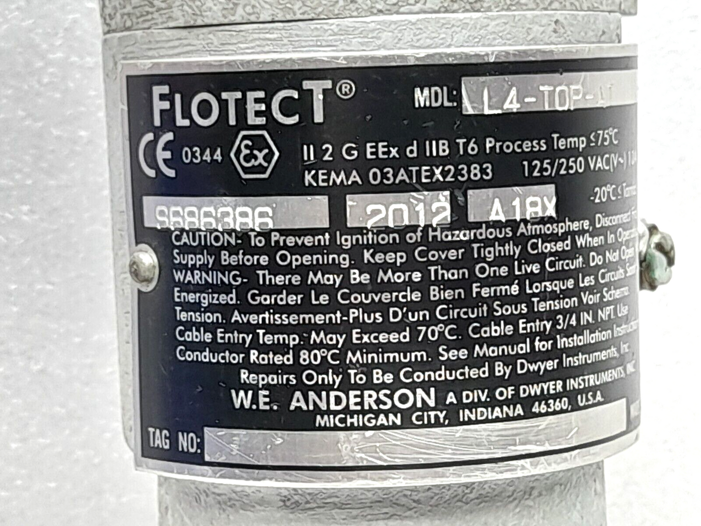 W E Anderson Flotect L4-TOP-AT S686386 Float Switch 125/250VAC 10A Max