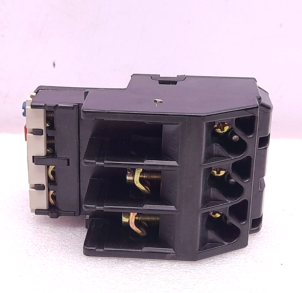 Telemecanique LR2 D2353 Thermal Overload Relay 23-32A LR2 D23 Ui 750V~ Uimp 6kV