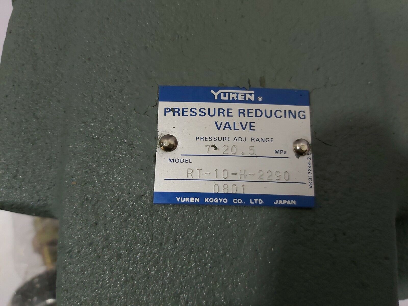 YUKEN RT-10-H-22900801 PRESSURE REDUCING VALVE 7-20.5MPa RT-10-H-2290