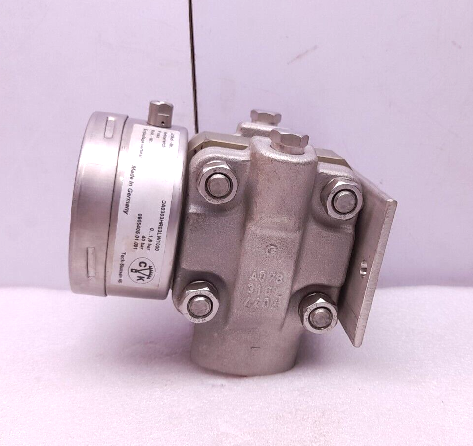 Teck Skotselv DA0303HR03LW1000 Differential Pressure Gauge Range 0…1.6 Bar Pmax