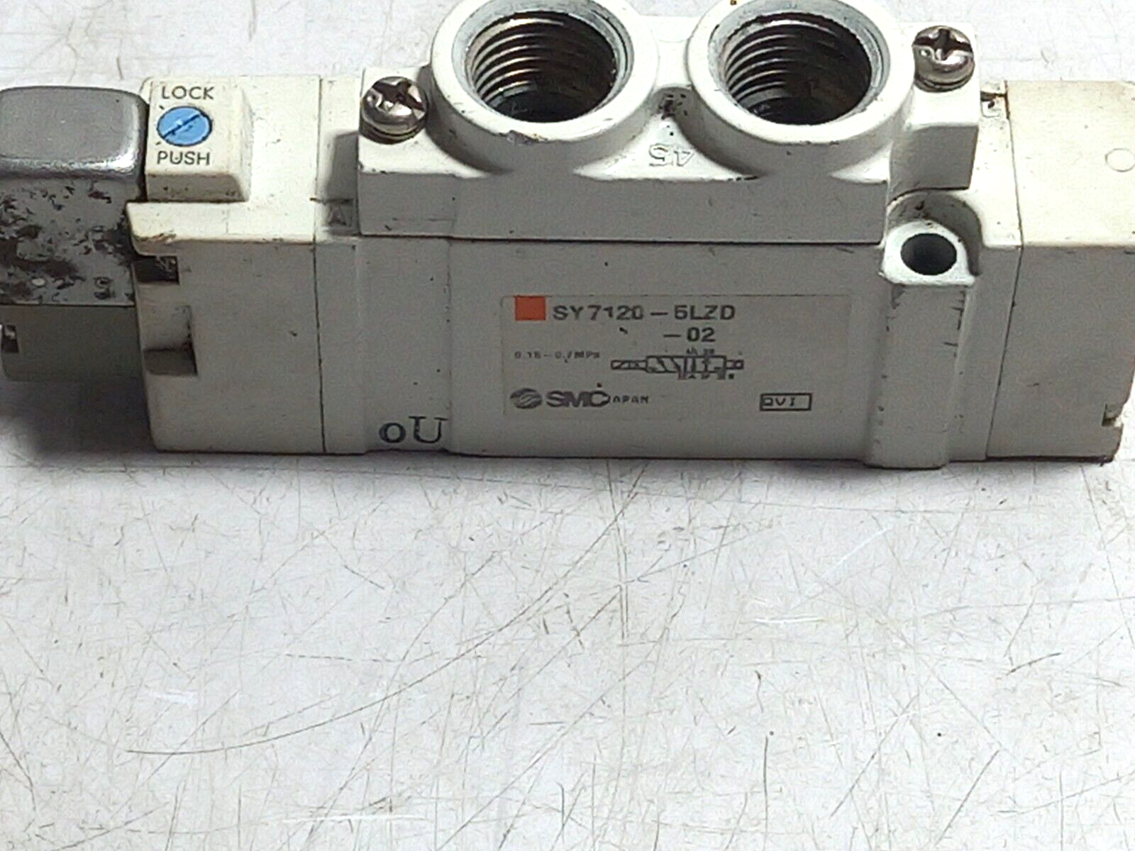 SMC SY7120-5LZD-02 Solenoid Valve 0.15~0.7 MPa SY71205LZD02