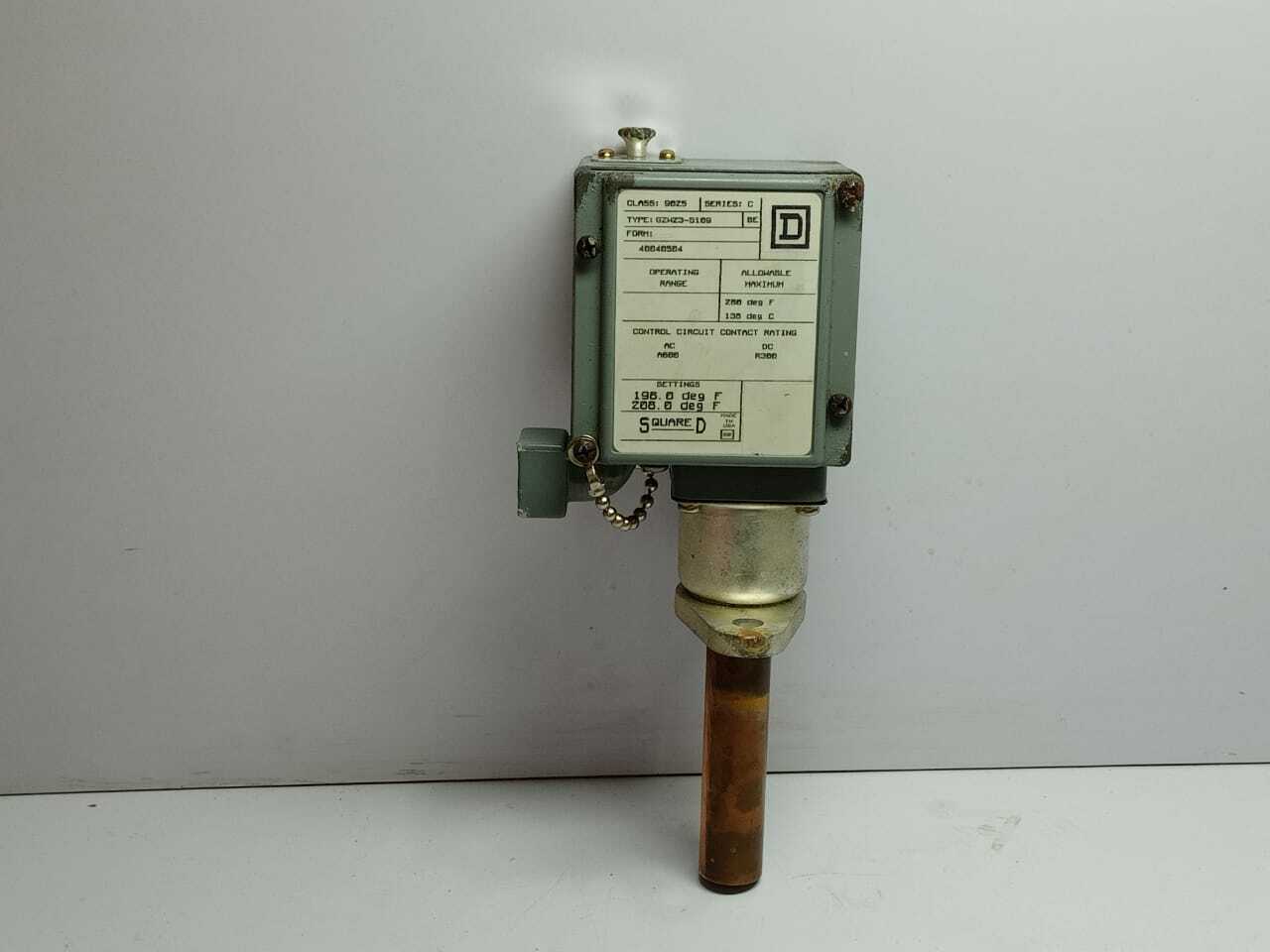 Square D 9025 GZW23-5109 C Temperature Switch