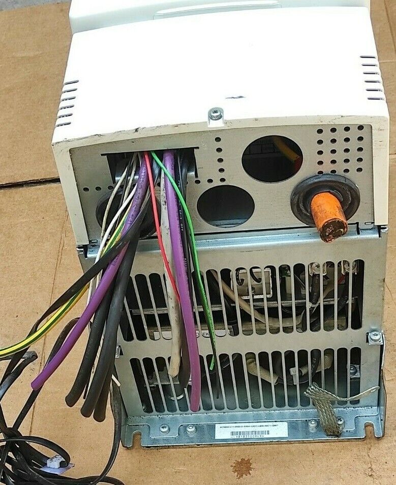 ABB ACS800-11-0050-5+K454+L502+P904+Q950+R700 Drive ACS8001100505K454L502P904