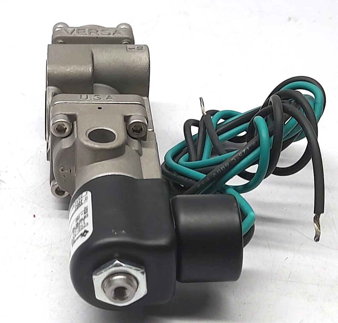 Versa CGS-3331-316-NE1-D024 Solenoid Valve 24VDC 7W PSIG 25 Min-150 Max Bar 1.8