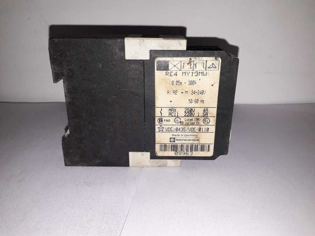 Telemecanique RE4 MY 13MW 0.5s-300h 