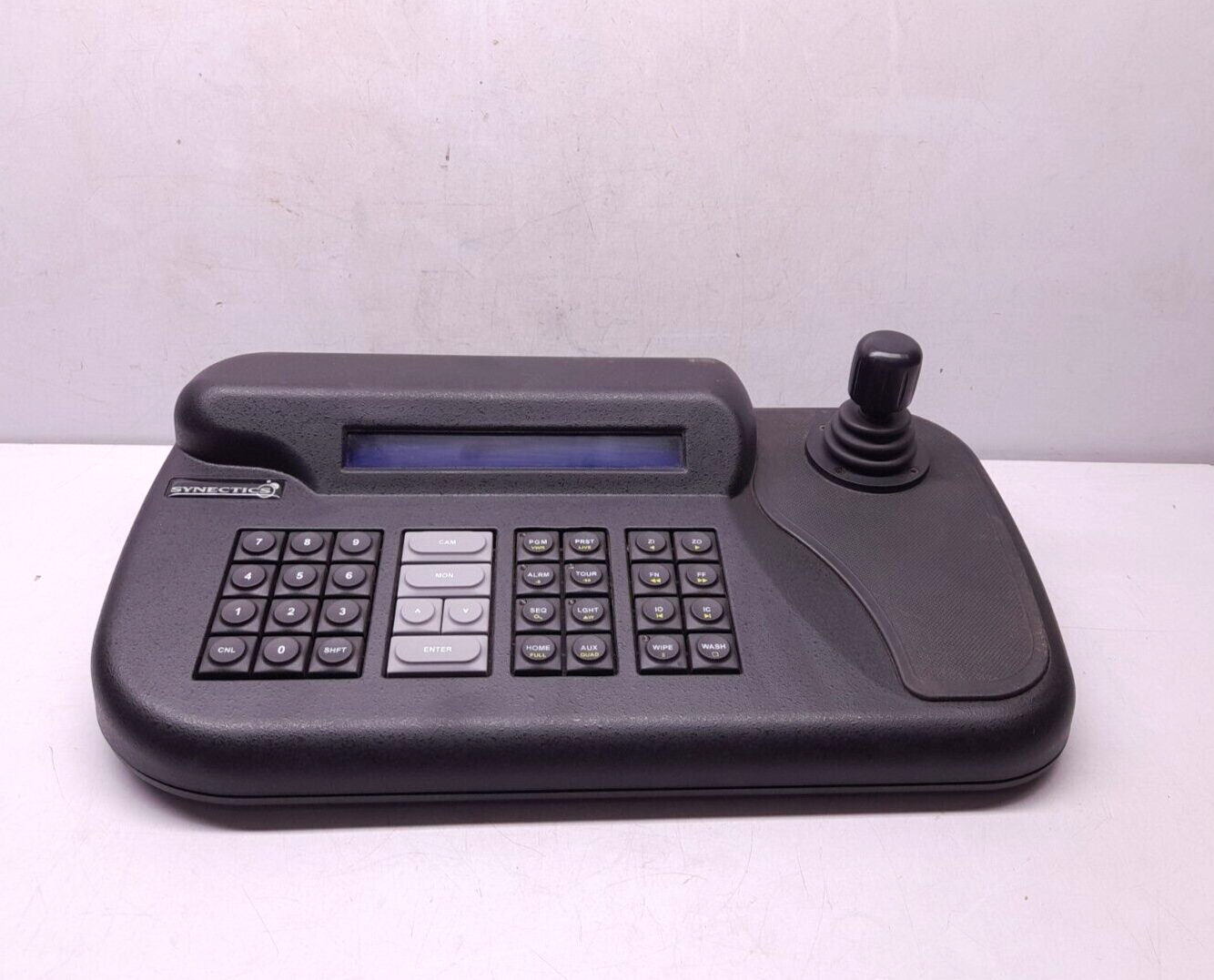 Synectics SY4205 Keyboard EX250 Synergy RS232 Serial Version 100-240VAC 50-60Hz