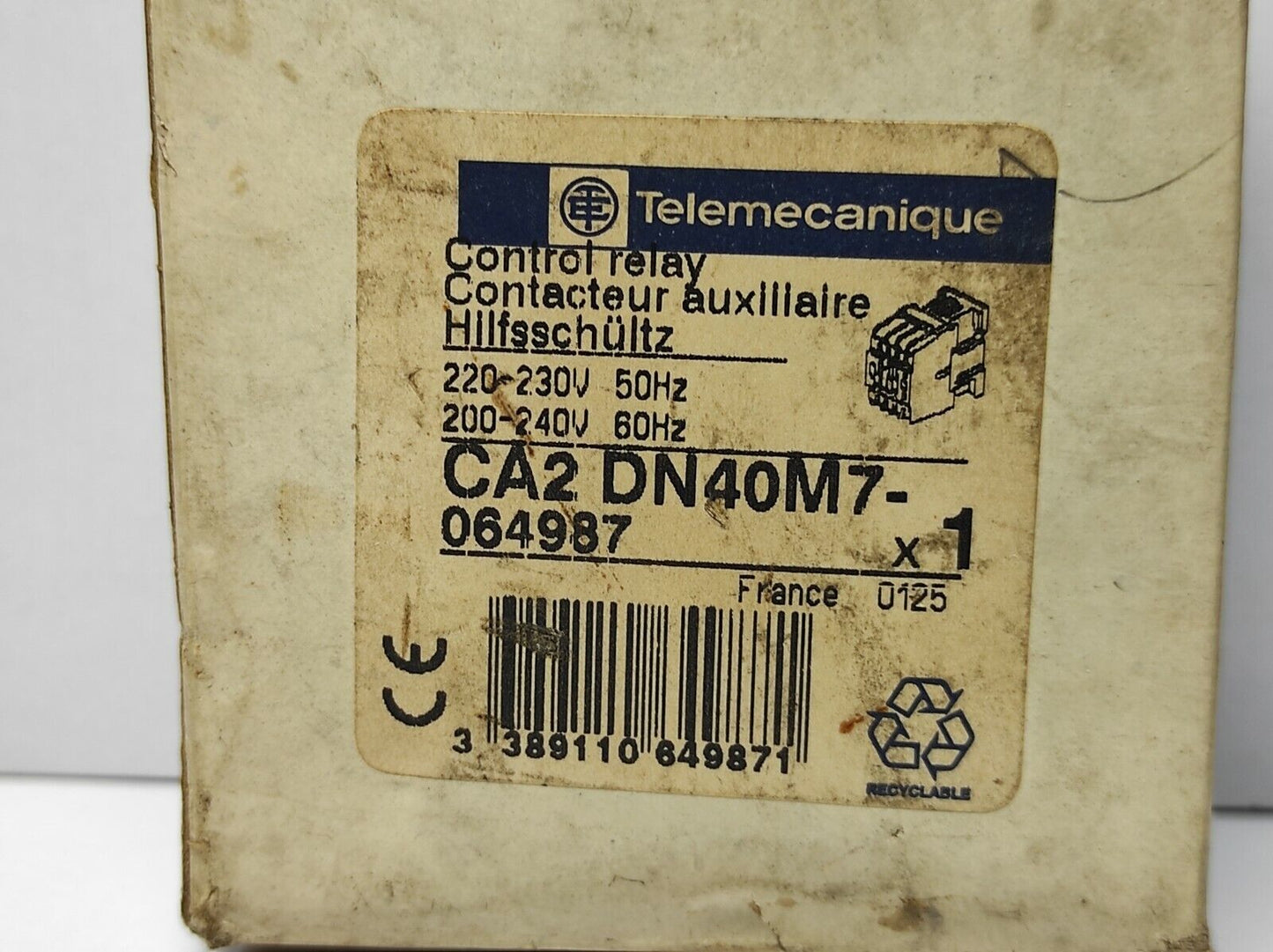 Telemecanique CA2 DN40M7 Control Relay CA2 DN40 220-230V 50Hz 200-240V 60Hz