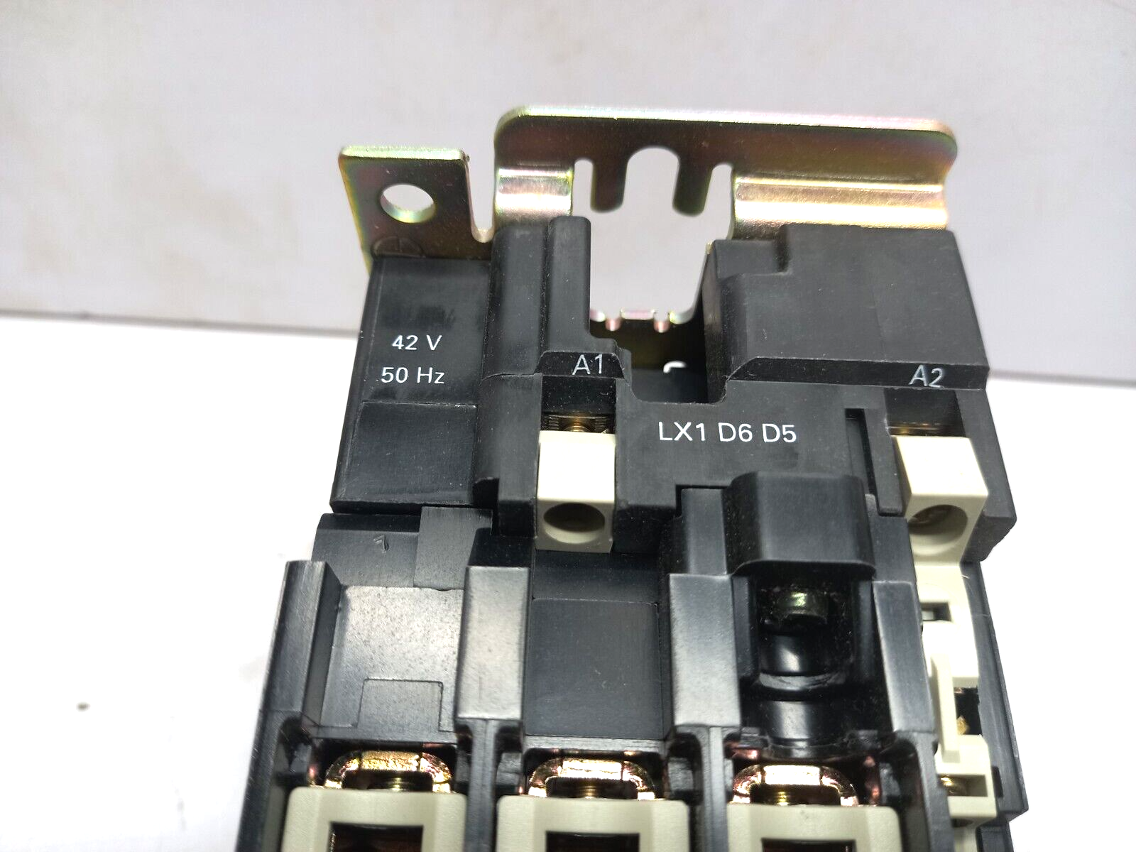 Telemecanique LC1 D6511D5 Contactor LX1 D6 D5 Coil 42V 50Hz