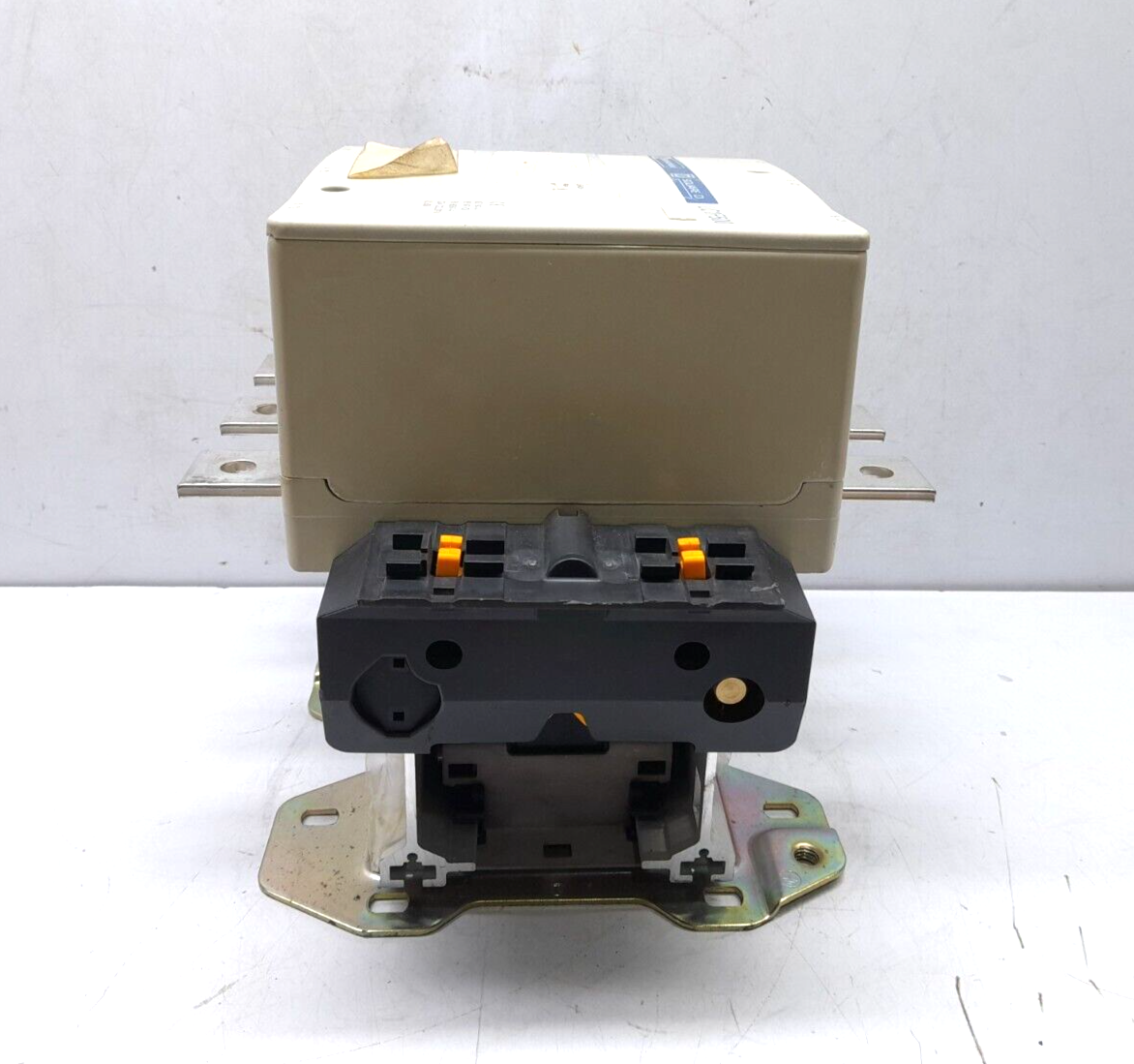 Telemecanique Square D LC1 F500 Contactor Without Coil LC1F500