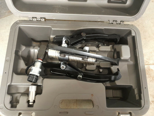 Sun Run SPR-800 Hydraulic Puller Cap 8 Tons Stroke 85 mm Reach 230 mm