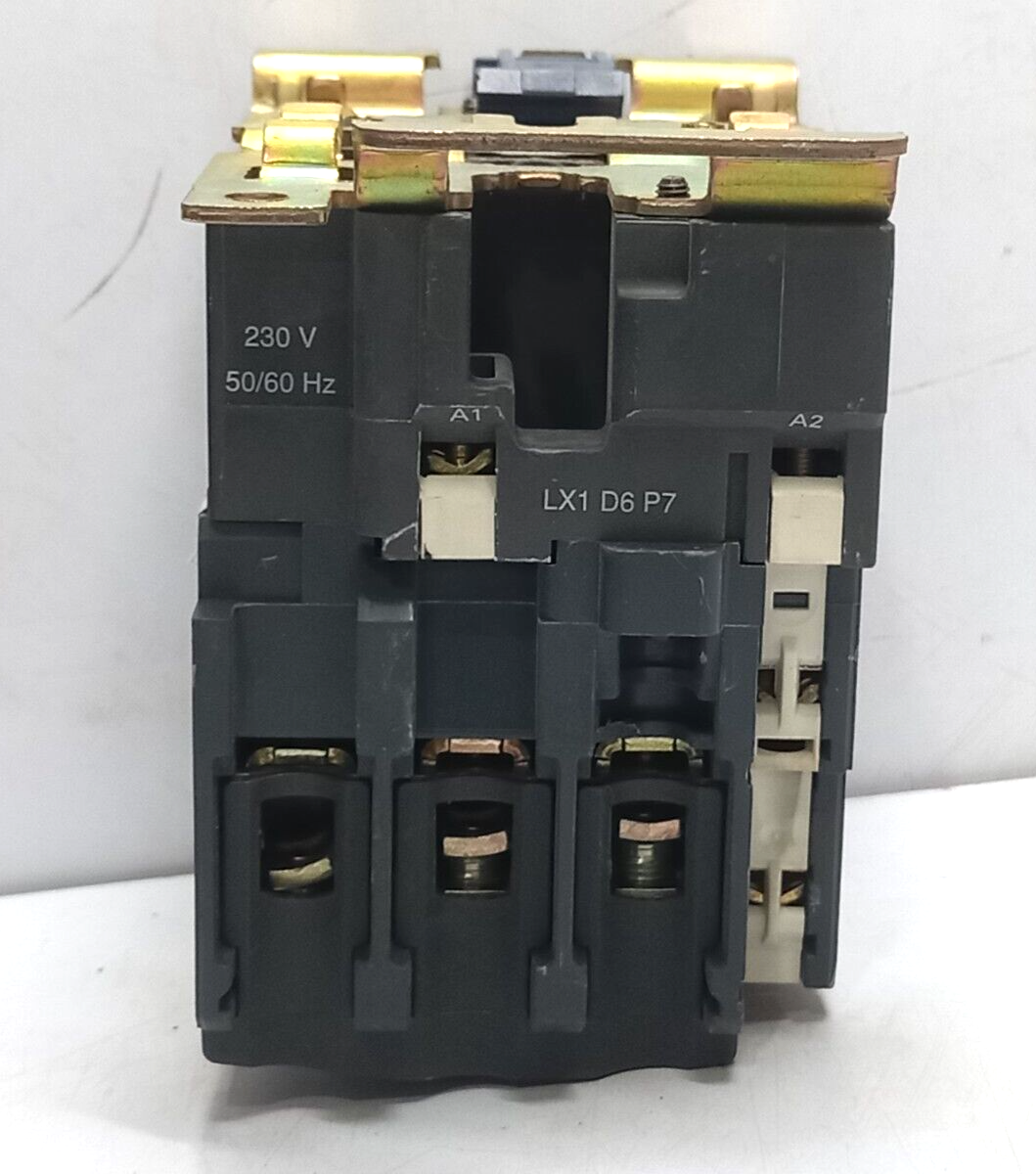 Telemecanique LC1 D40 Contactor Schneider LC1 D4011 I:60A LX1 D6 P7 230V 50/60Hz