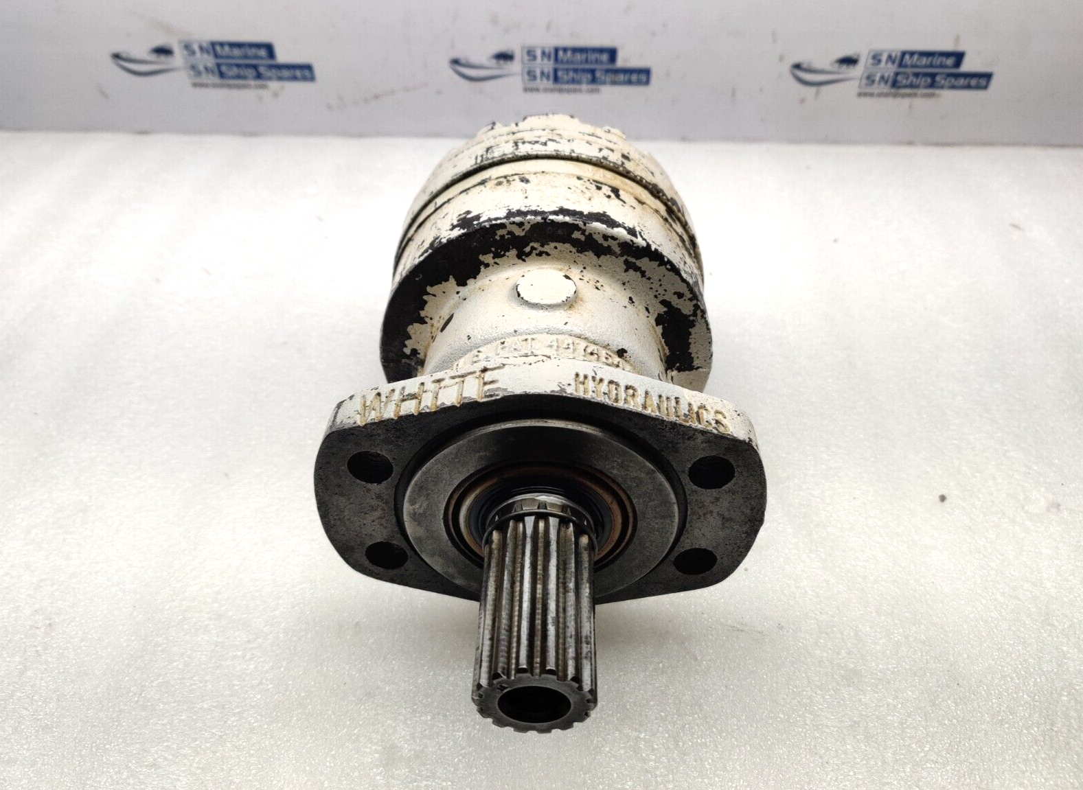White Hydraulic Roller Stator Hydraulic Motor 4357133 4474546