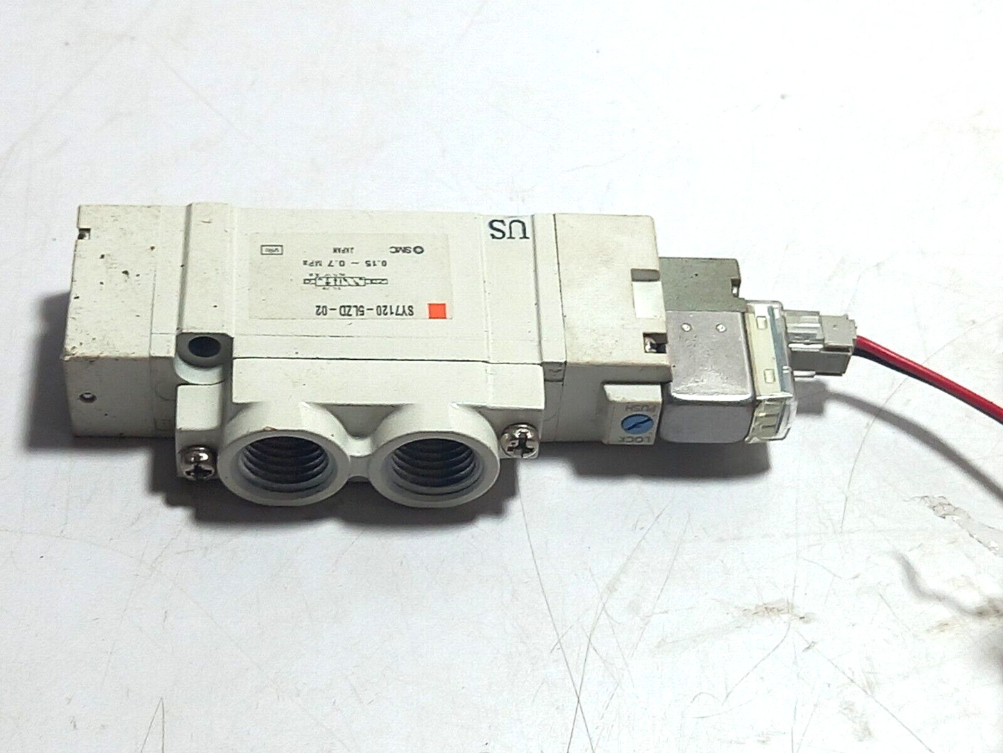 SMC SY7120-5LZD-02 Solenoid Valve 0.15~0.7 MPa SY7120-5LZD-02