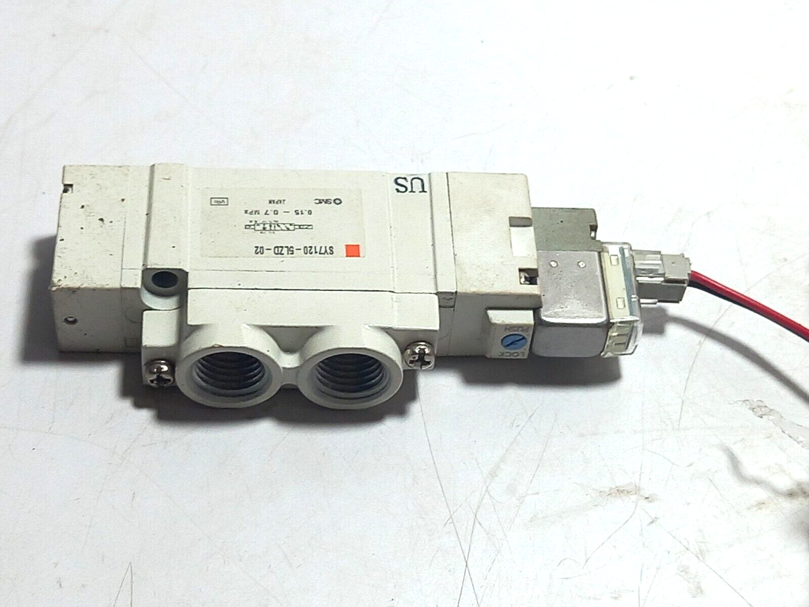 SMC SY7120-5LZD-02 Solenoid Valve 0.15~0.7 MPa SY7120-5LZD-02