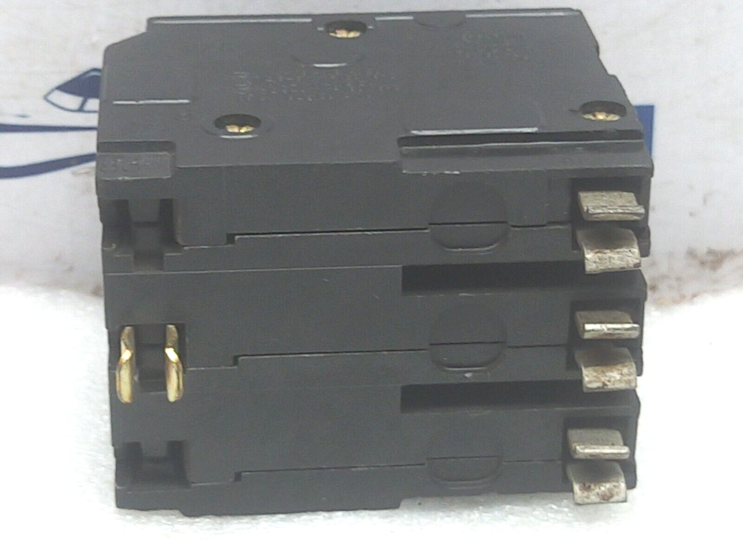 Square D QO Circuit Breaker 30 A 50/60 Hz 400C 10 kA 240V