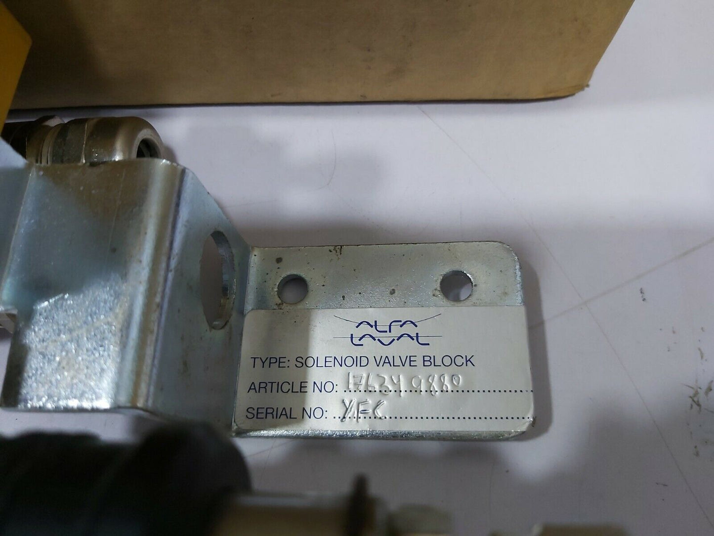 Alfa Laval 1763498-80 Solenoid Valve Block 176349880