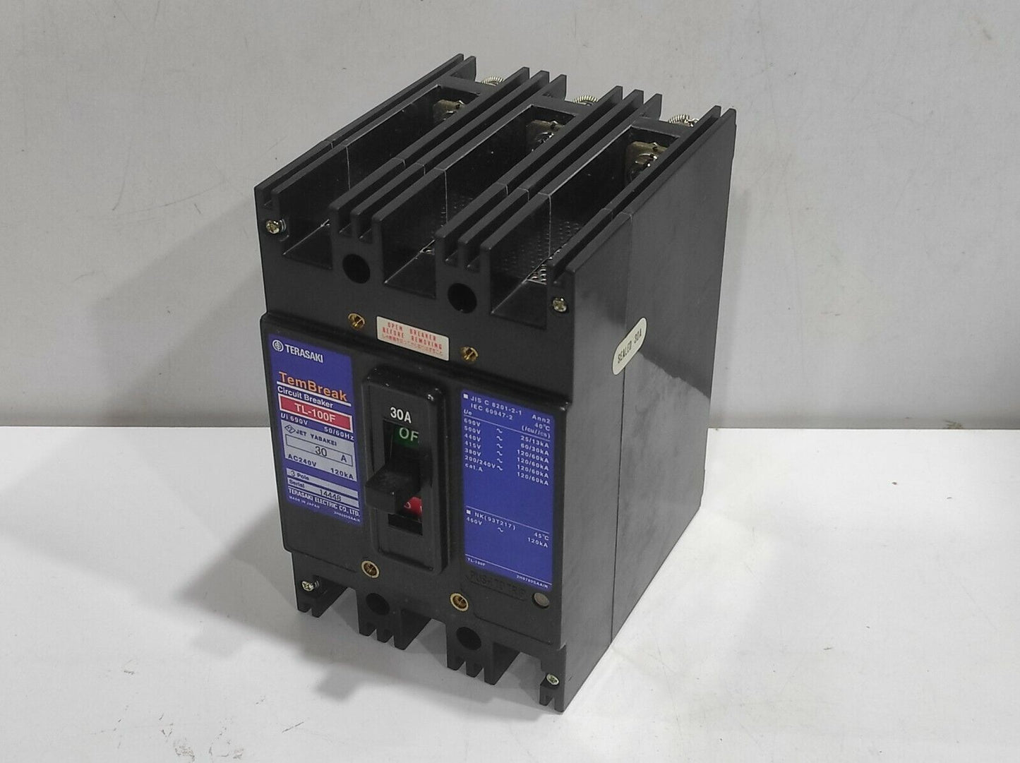 Terasaki TL-100F Circuit Breaker 3P 30A PM 50/60Hz Ui 690V  AC240V / TL100F