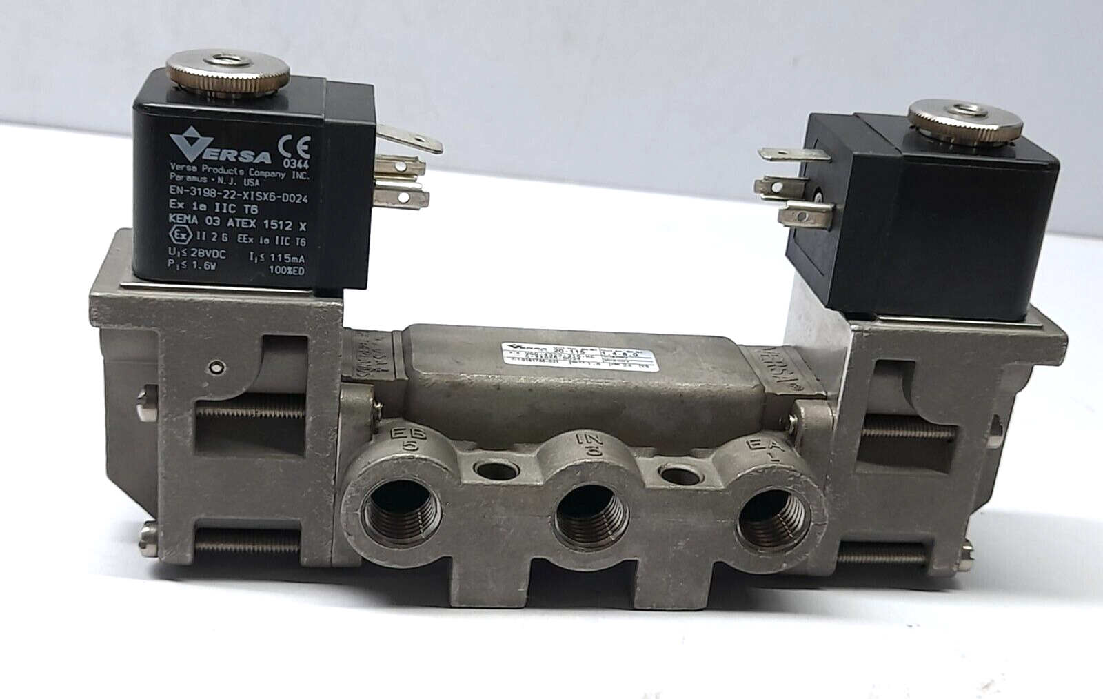 Versa VGG-4322-316-HCC-XISX6-D024 Solenoid 4 Way Valve 24VDC 1.6W  PSIG 20Min 11