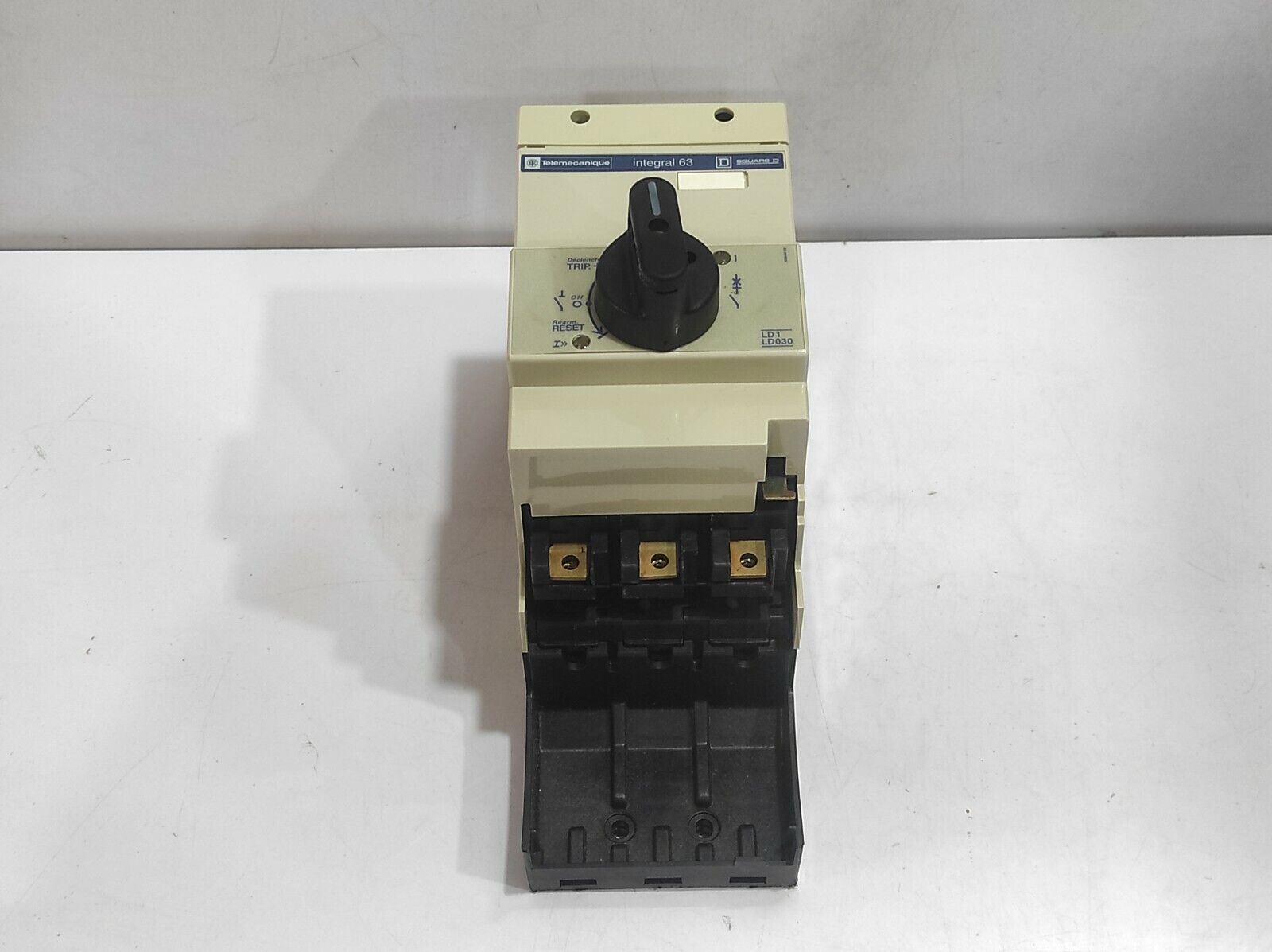 Telemecanique LD1LD030FC Contactor 45A-63A 600V 3PH 40HP Integral 63