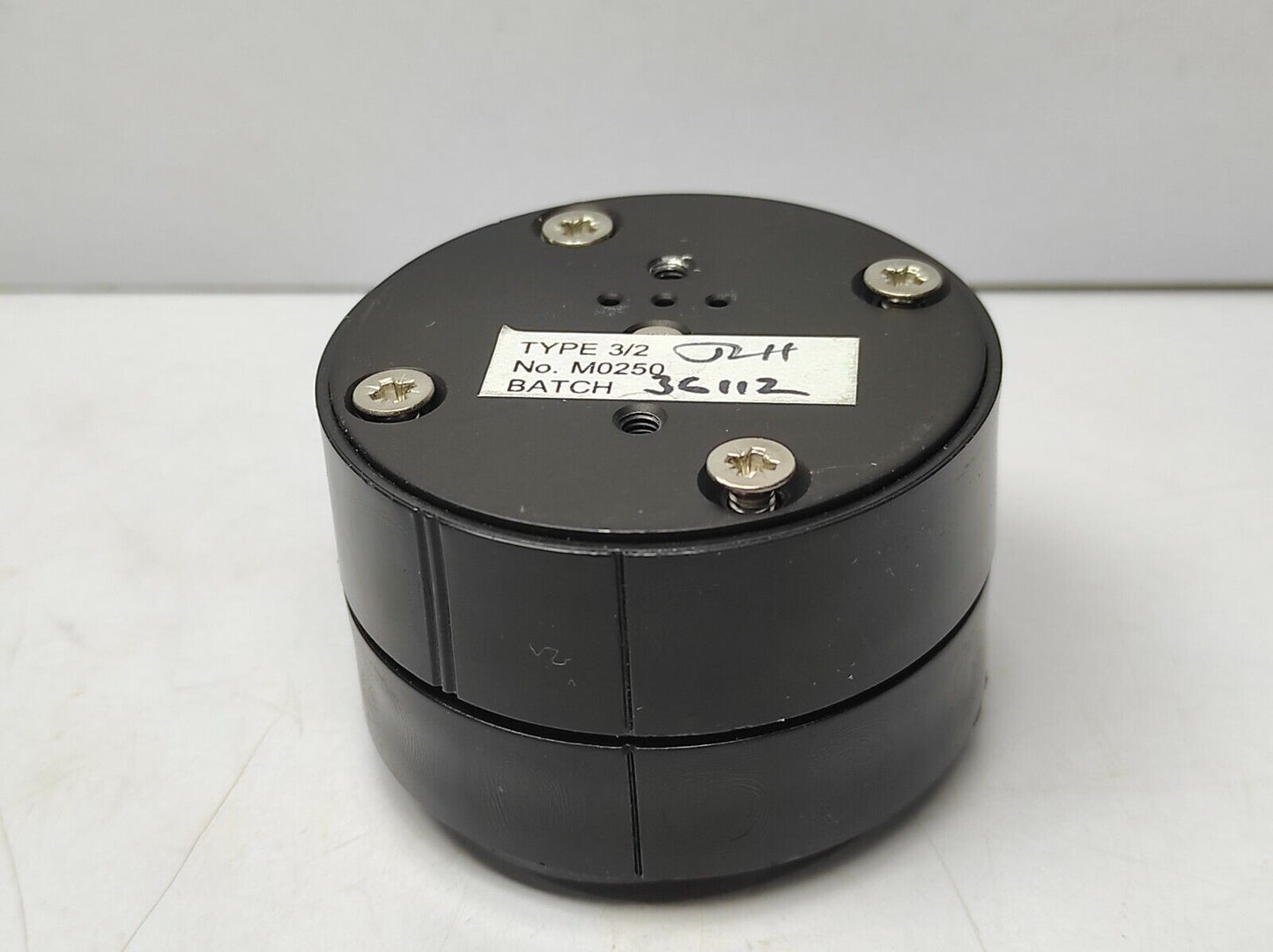 Telektron Type 3/2 M0250 Solenoid Module 3/2NC F/Manual Lever Solenoid