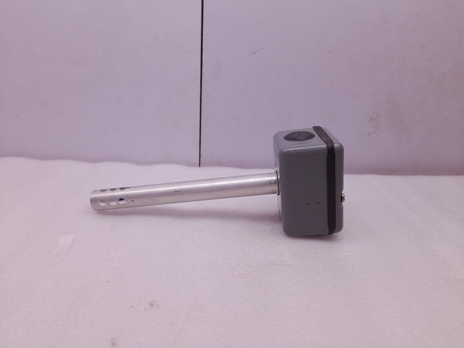 Johnson Controls A91GAA-1C Duct Temperature Sensor Range 60 To 120◦F(15 To 50◦C)